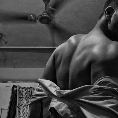 Vivaan83184111's profile picture. 18+ male sex worker
separate connection..
with women.
DM available