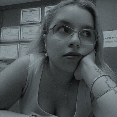 'Uçmak istediğini kimseye söyleme; yoksa düşürmeye çalışırlar.'