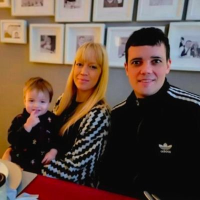 Jimmy2152053133's profile picture. 