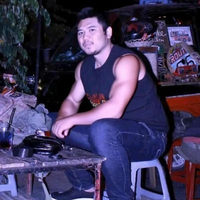 Bikersandlegend's profile picture. Pasukan Revolusi
saat kalian follow akun ini, itu tanda nya kalian sedang tersesat, jangan di DM segera bertobat lah selagi bisa