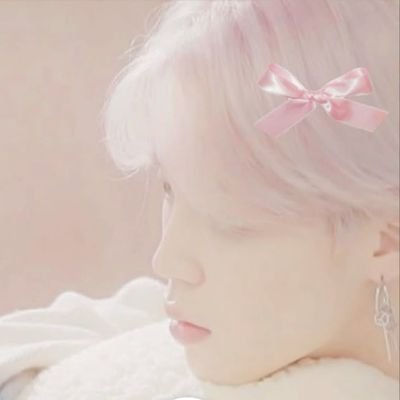 guckielovemimi's profile picture. wlw