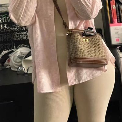 goddes_laraxx's profile picture. moroccan goddess tribute 25€ no pay no play alleen serieuze slaafjes.