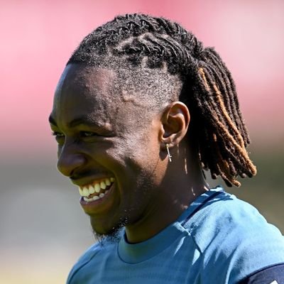 AFCchriss's profile picture. Always try to find true happiness 💛💚