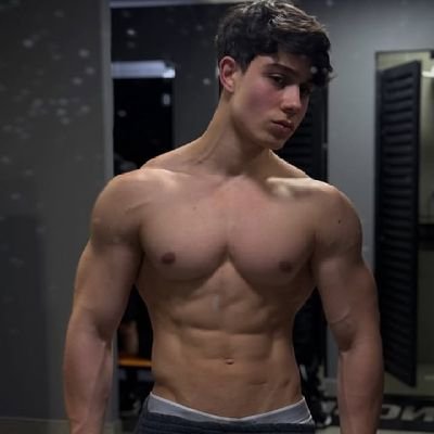 victormanu77359's profile picture. 