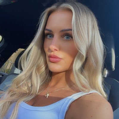 34. Deputy Headteacher 🙋🏼📚 Aston Villa fanatic 💜💙 Welsh 🏴Instagram - sophie_williams30 📸