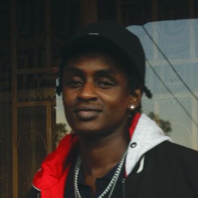 kimbrenekakande's profile picture. Afrofuturist  🌍🇺🇬