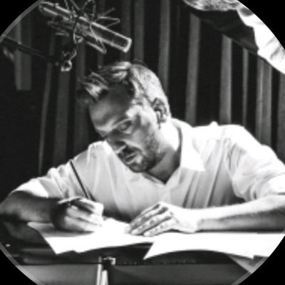 _Privatecesare's profile picture. Vivo e scrivo a https://t.co/lu8XrGQ1a8 ti dicessi che mi manchi il tuo cane.mi crederesti?