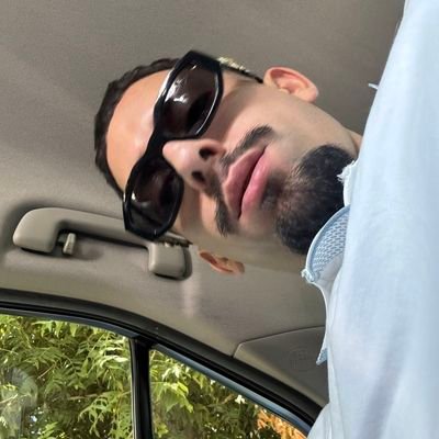 Antony62123's profile picture. 