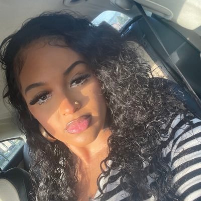 if you a bad bitch follow me 😘 IG - killlakeya