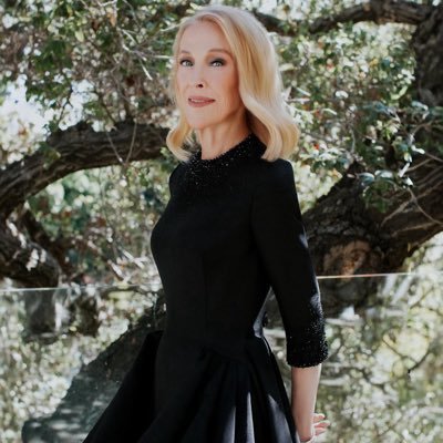 moiramybebe's profile picture. Catherine O’Hara/ Schitts Creek/Tim Burton/Cate Blanchett/Vera Farmiga/Sharon Horgan/moooovies