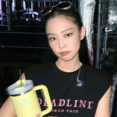 Only blink ot4- Lisa 🐥 Jennie 🐻 Rose 🐿️ Jisoo 🐰 (Fan account) 🇲🇽