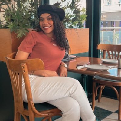 11:11 🌍 U of K 🎓 | Feminist ✊ | Coffee enthusiast ☕ | Loud about justice, soft for cats 🐈