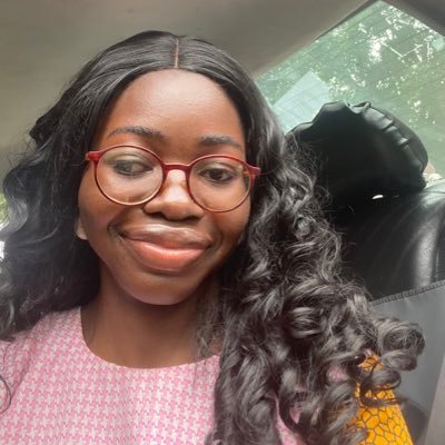 Social Media Manager | Graphic/Brand Designer 💻 | A woman HELPED BY GOD 👩🏾Psalm 71:21, Gen 21:1