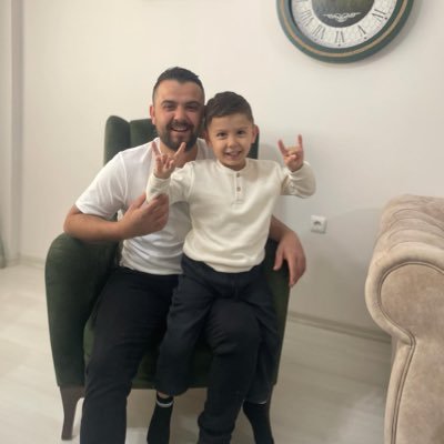 SametYaral10's profile picture. ✍️