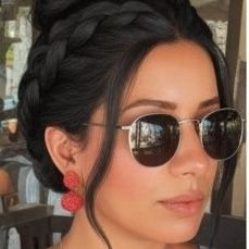 LaylouthaM87799's profile picture. مستشارة محتوى | أبني لك هوية تُرى وتُسمع وتُربح.
فلسفتي: المحتوى فِكر قبل أن يكون صيغة.

احجز استشارتك / DM للاستشارة الأولى مجانًا.