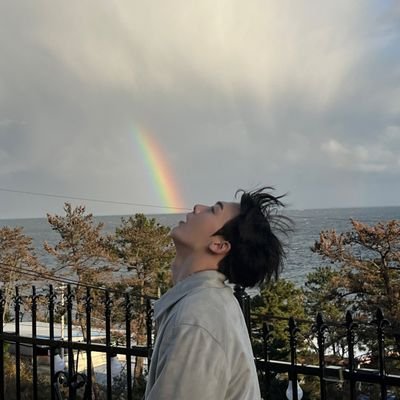 ddana_youn's profile picture. tukang ngeluh yang suka astro dan game.