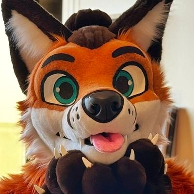 Sondyr/Sond! 🦊 | Drums. | Fueled by iced coffee. | 18+ only please! | 🏳️🌈 | @TrlSilver is my deer boy. 🦌💙