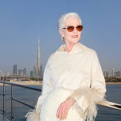 maye5112's profile picture. Bestselling International Author of A Woman

Makes

A Plan 📖 Doctor of Dietetics👩‍🎓

Supermodel😉💃

#ItsGreatToBe76 Manager:

anna@mayemusk.com