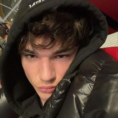 yoonwgx's profile picture. 