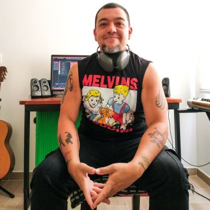 juanortizbox's profile picture. Filántropo textual.