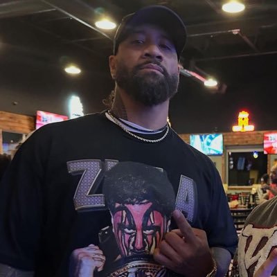 uceyjcey's profile picture. a girl obsessed with everything wrestling & pink💗 jey uso enthusiast
