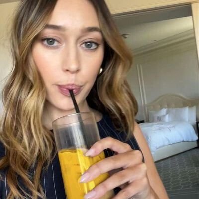 debnmkid's profile picture. el tiempo se derrite y las miradas arden