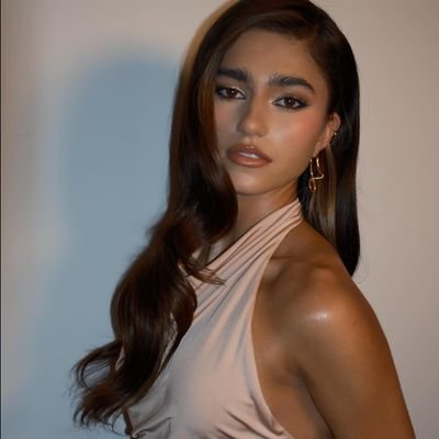 WickdLittleBird's profile picture. //RP Character - NOT Rayna Vallandingham \\