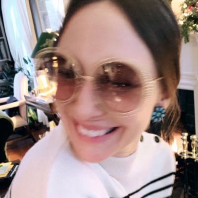 sunflowerscully's profile picture. multi fandom.