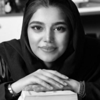 itsbitahabibi's profile picture. + 📸 📽 🎬 + TV directing student + ...💡