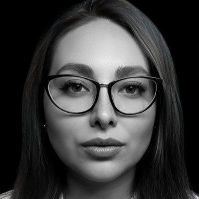 Comunicóloga // Maestra de Preparatoria// ♌ LEO// Social Media Manager// Lashista// Locutora