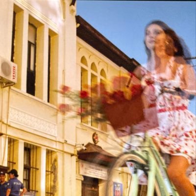 anlis44's profile picture. charming