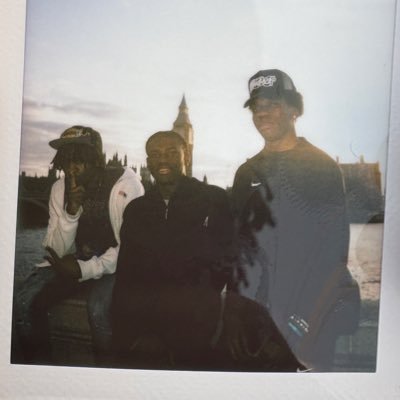 proud dad, a fine shit’s baby daddy, productive member of society and part of the mellow gang and td family😘
