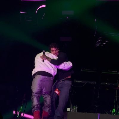 domnico_smile's profile picture. Mi piace il g1n tonic , red bull, caffè e sushi😇