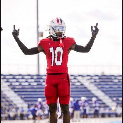 5’11| 167 pounds | WR| Lift for Life Class of 28’ | 4.53 Lindenwood Camp 40 | GPA-3.72 Top 10 | contact information 3143761654 | email hhayes590@gmail.com