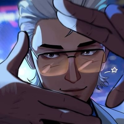 luxxynomi's profile picture. 