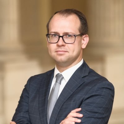 Congressional Reporter, @MSNBC | @RTCACapitolHill board | GW & @NY1 alum | Part-time chorister | Kevin.Frey@versantmedia.com | Signal: kevinjfrey.40