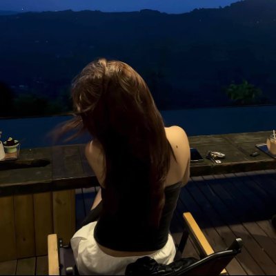 You don’t need everything to be happy, just the right things.