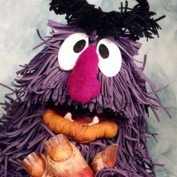 bakugonerdola's profile picture. eu e bakugou jogando uno . gotico . ele/ela