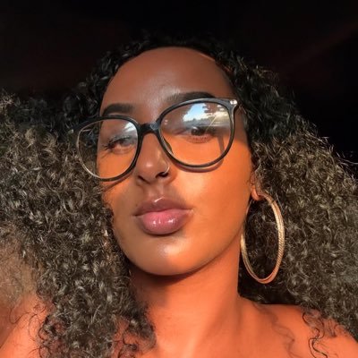 Hi, I’m SneakerBae ™️ 👟 📍Dallas, TX based | Sneaker enthusiast | Curly hair bae | SneakerHead | Proud Eritrean 🇪🇷 🌴🐪 👟 📧:SneakerBaeKicks@gmail. com