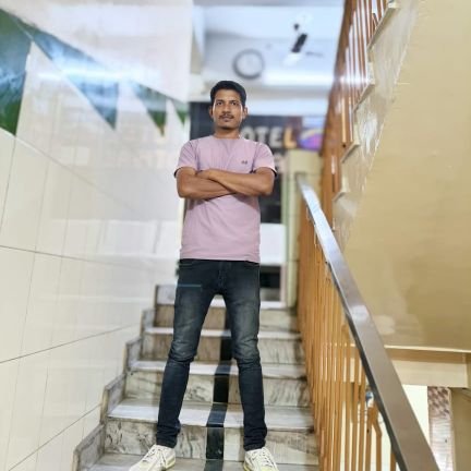 OMBitupanPhukan's profile picture. জীৱনত সফল আৰু ভাল হবলৈ সদায় চেষ্টা কৰি যাম....
I'm Always Trying to Best and Succeed in Life