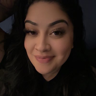 legendary_mama_'s profile picture. 