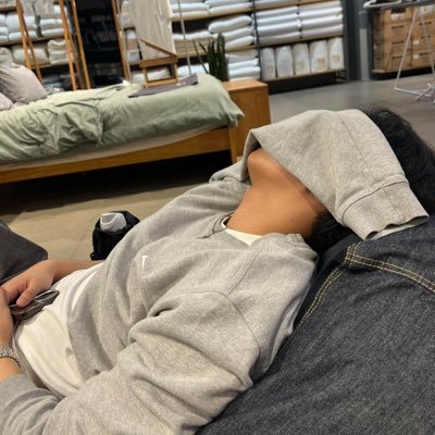 1ightfury's profile picture. soft spot reserved for my mutuals