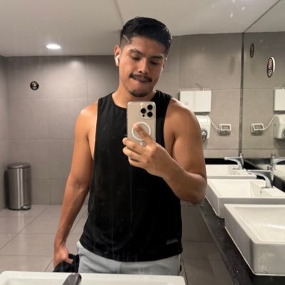 Peruvian 🇵🇪🎬 All my EXPLICIT content and other social networks by clicking here 🔞🥵👉 https://t.co/ADuTuCFjCS
