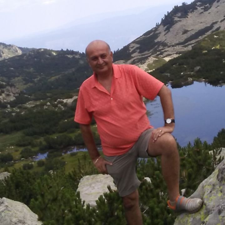 QdTol69551's profile picture. Appels urgents uniquement