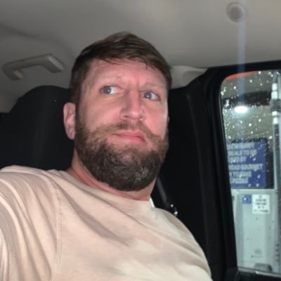 Bradly198l's profile picture. ”A Broken Southern Charm”