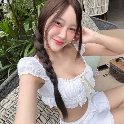 ᝰ.ᐟ 𝟣𝟫𝟫𝟫 🇹🇭 𝖯𝖠𝖱𝖮𝖣𝖸 –⭑ 𝗌𝗐𝖾𝖾𝗍 𝗅𝗂𝗍𝗍𝗅𝖾 𝖺𝗇𝗀𝖾𝗅, 𝗆𝗂𝗑 𝗈𝖿 𝗌𝗎𝗀𝖺𝗋, 𝗌𝗉𝗂𝖼𝖾 & 𝖻𝗅𝗈𝗌𝗌𝗈𝗆𝗂𝗇𝗀 𝗒𝗈𝗎𝗋 𝖽𝖺𝗒 —𝖵𝗂𝖾𝗐𝗏𝗒 ༉★