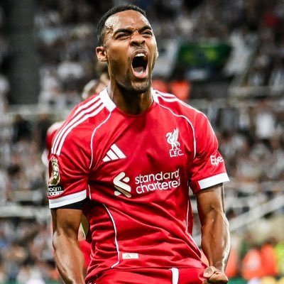 SUCRE32's profile picture. Anfield in my heart | Keep it respectful and we’re golden ✨ Come sideways and meet a different energy 😈