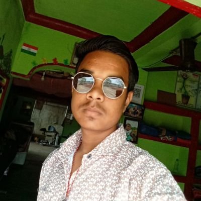 गरीब,अनन्त कोटि ब्रह्मण्ड का एक रति नहीं भार। सतगुरू पुरूष कबीर है कुल के सृजनहार ।।