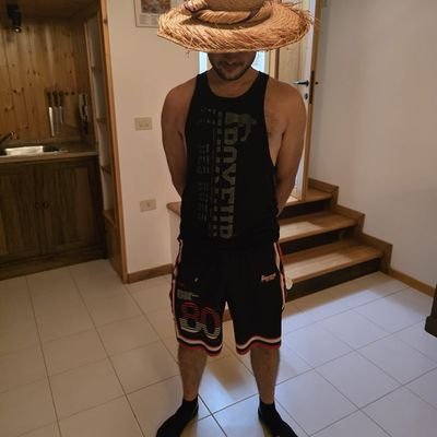 Juliandoras's profile picture. 🗽CRYPTO ENTHUSIAST🌐 🏎CARS LOVER🏁🏖 WEALTH🌆