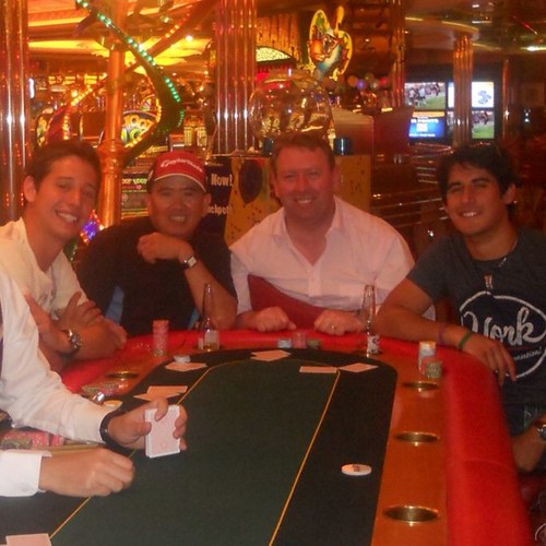 DamienMcD's profile picture. poker playing West Ham Fan